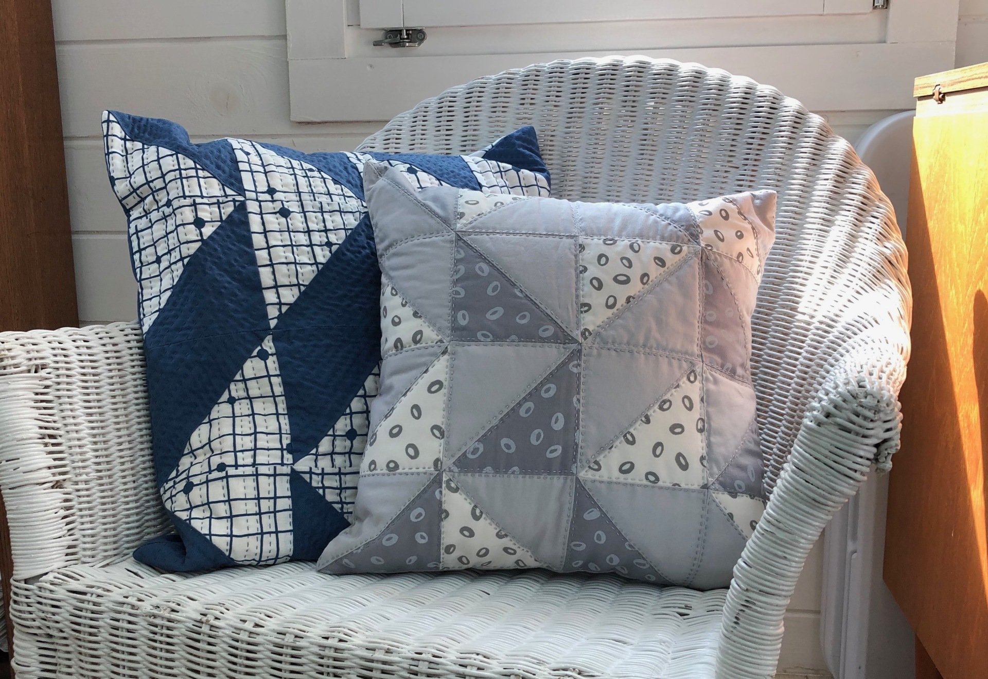 Half Square Triangle Cushion Tutorial, a quilted pillow